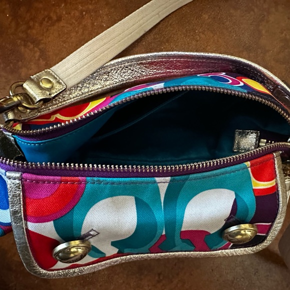 Coach bag. Vibrant multicolor. - Picture 5 of 7